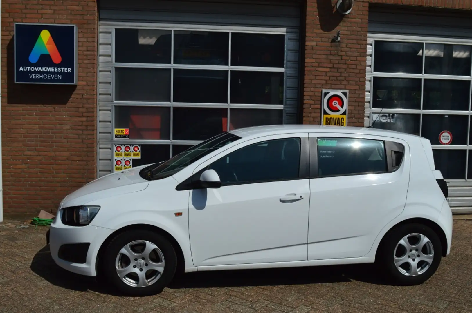 Chevrolet Aveo Trekhaak, Camera, Airco, Mist 1.3D LT Wit - 2