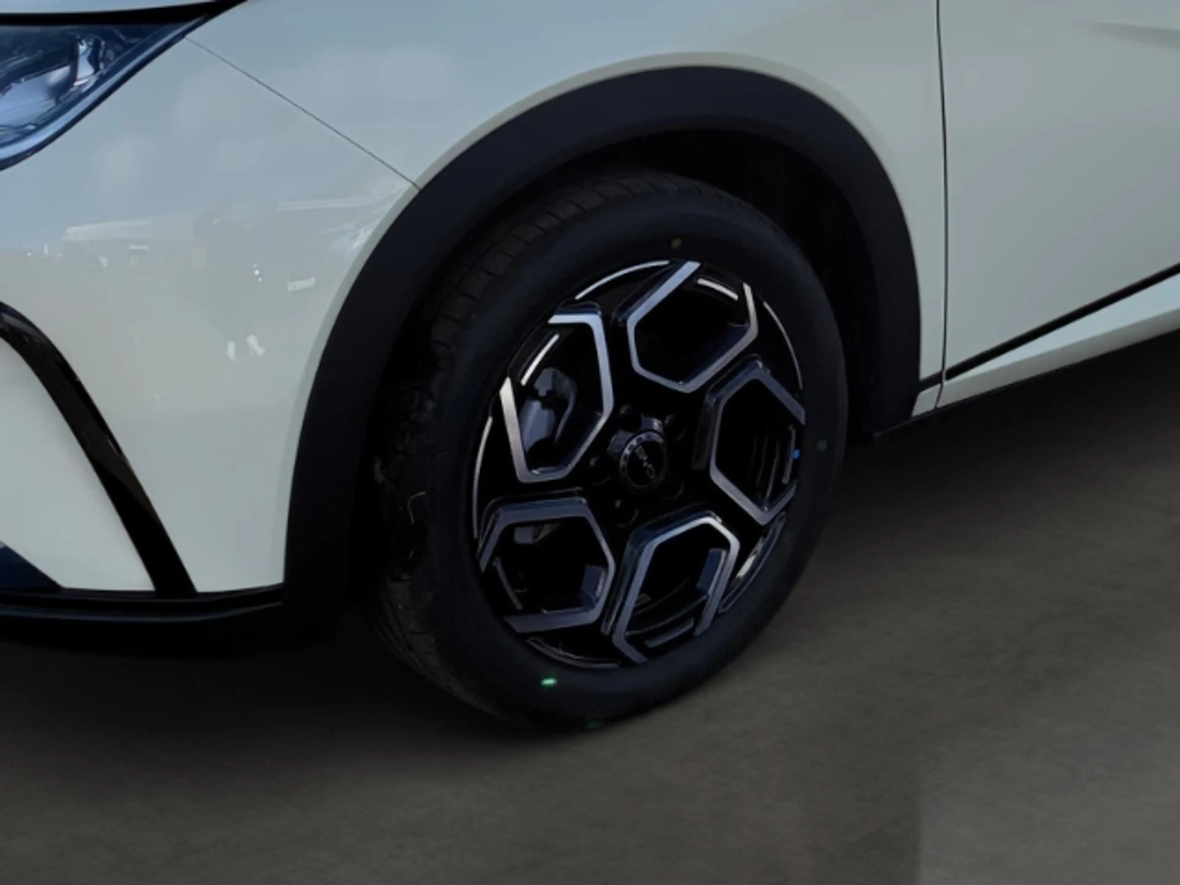 BYD Dolphin 60,4 kWh Design  Panorama/Sitzheizung/360°Kamera — photo 7