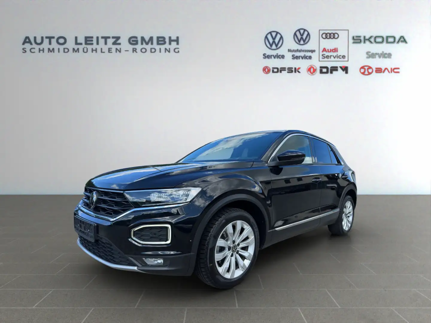 Volkswagen T-Roc 2.0 TDI DSG Sport ACC Navi LED RFK SHZ LM17 Nero - 1