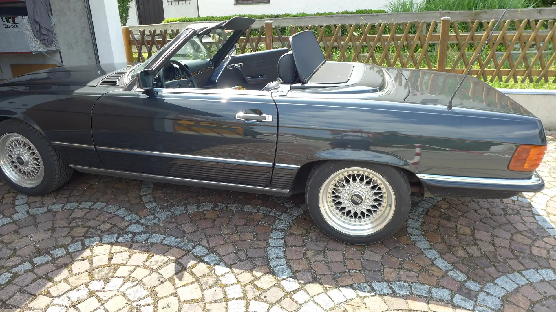 Mercedes-Benz SL 300 Noir - 1