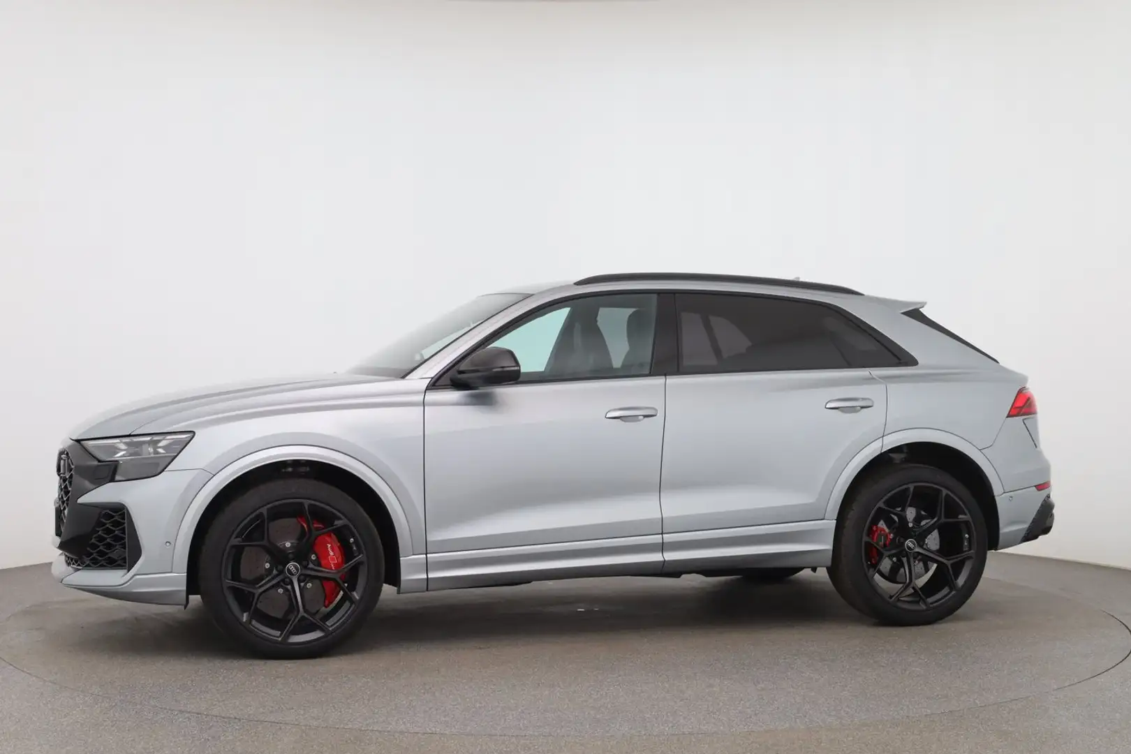 Audi RS Q8 Audi RS Q8 performance Silber - 2