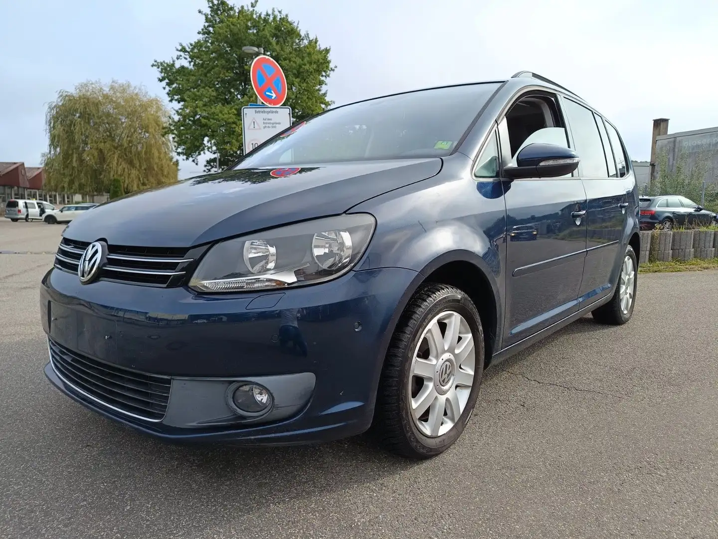 Volkswagen Touran Comfortline 7-Sitzer Pannoramadach Blau - 1