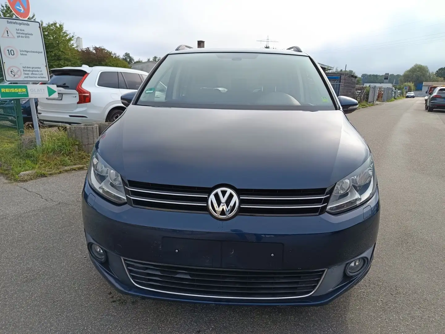 Volkswagen Touran Comfortline 7-Sitzer Pannoramadach Blau - 2