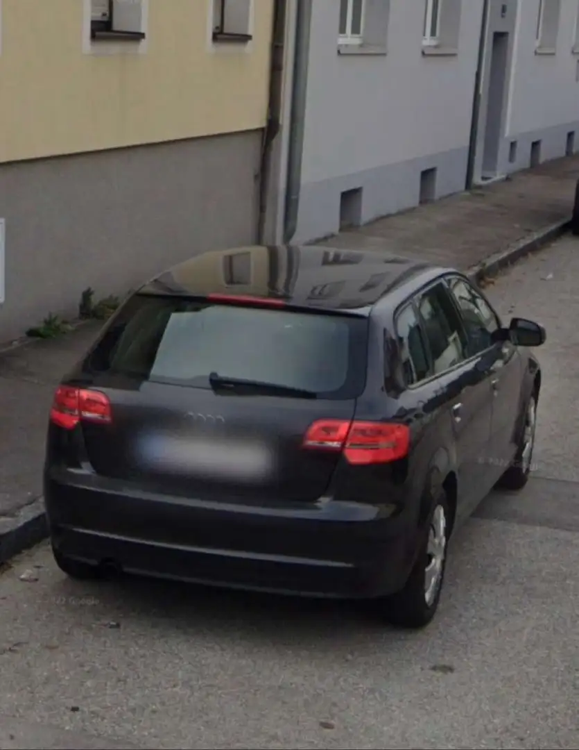 Audi A3 SB Ambiente 1,6 TDI DPF Schwarz - 1