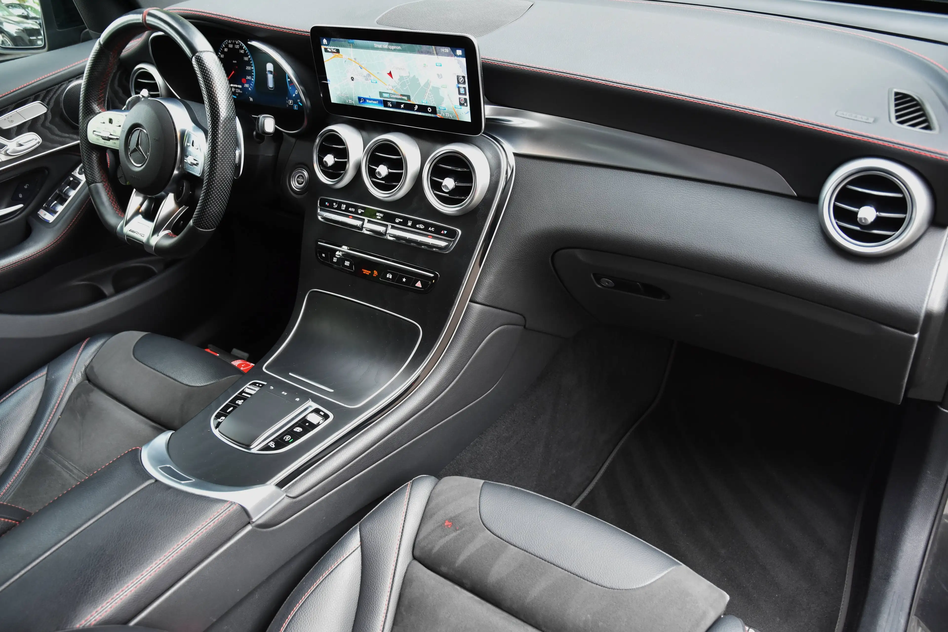 Mercedes-Benz GLC 43 AMG 3.0i 4 MATIC *** LICHTE VRACHT / BTW AFTREKBAAR ** — photo 13