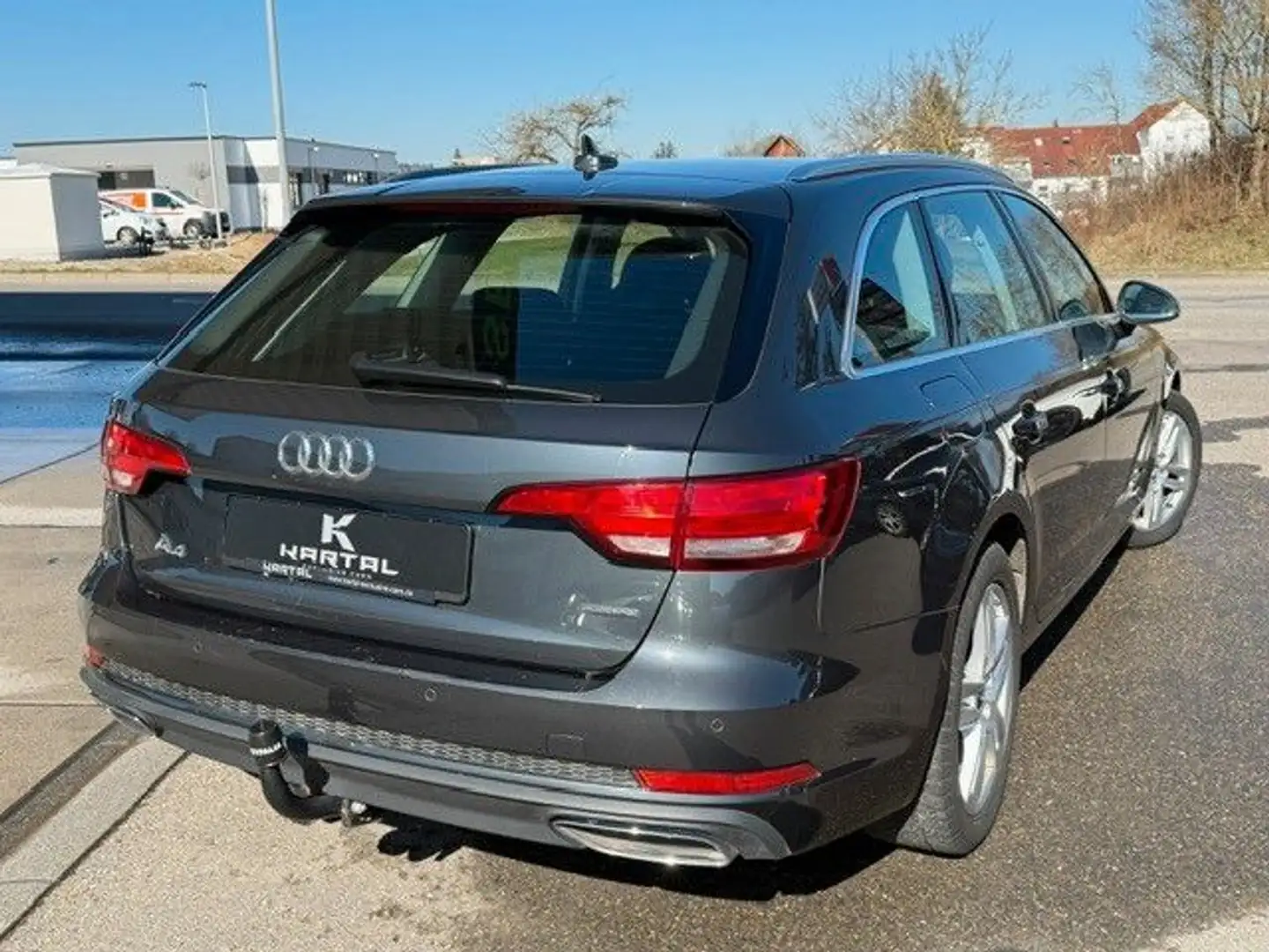 Audi A4 Avant 45 TDI quattro Assistenz-Paket Tour Grau - 2