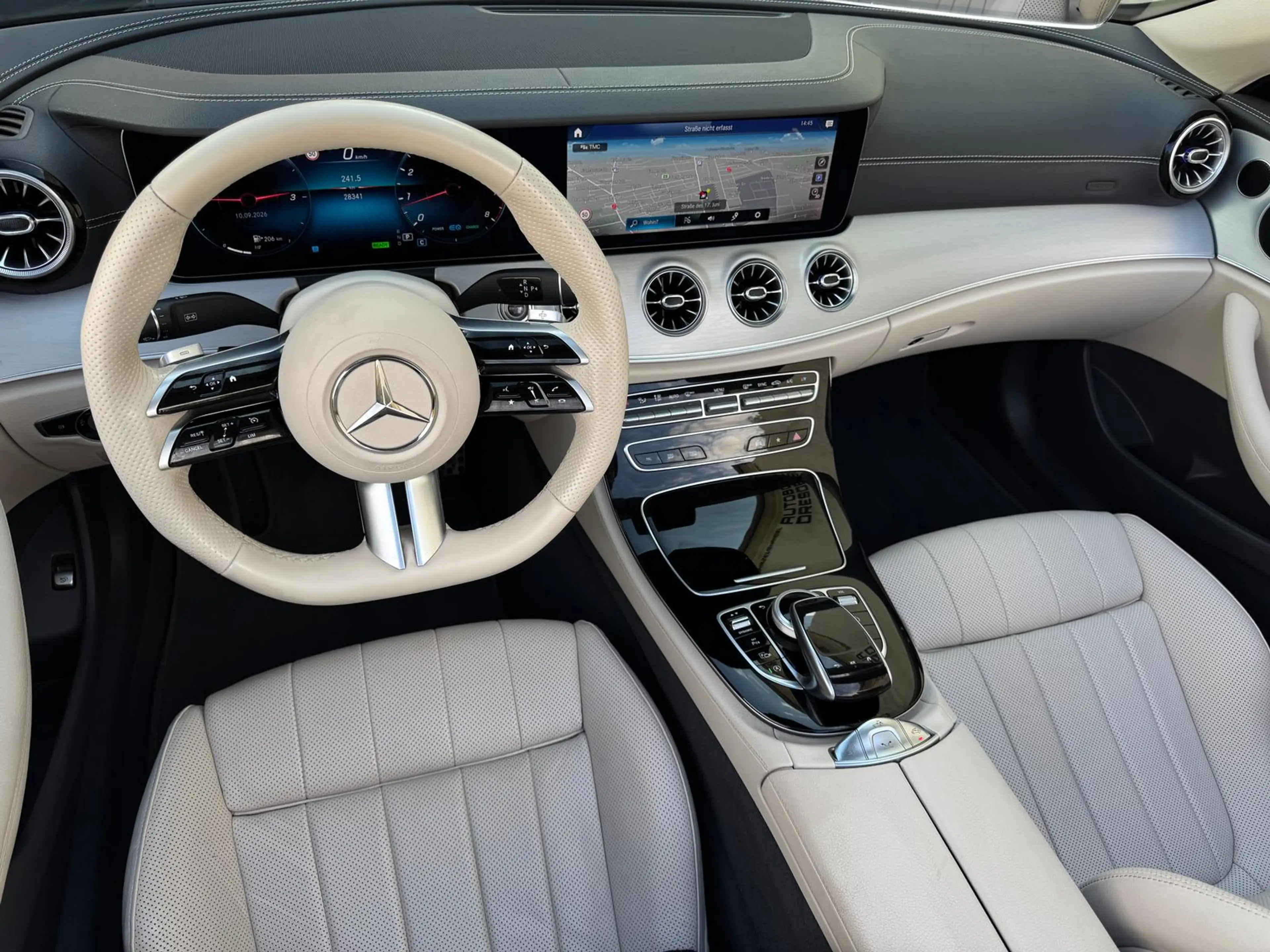 Mercedes-Benz E 200 E200 Cabrio AMG-Line +ACC+CAM+CARPLAY+DAB+ — photo 5