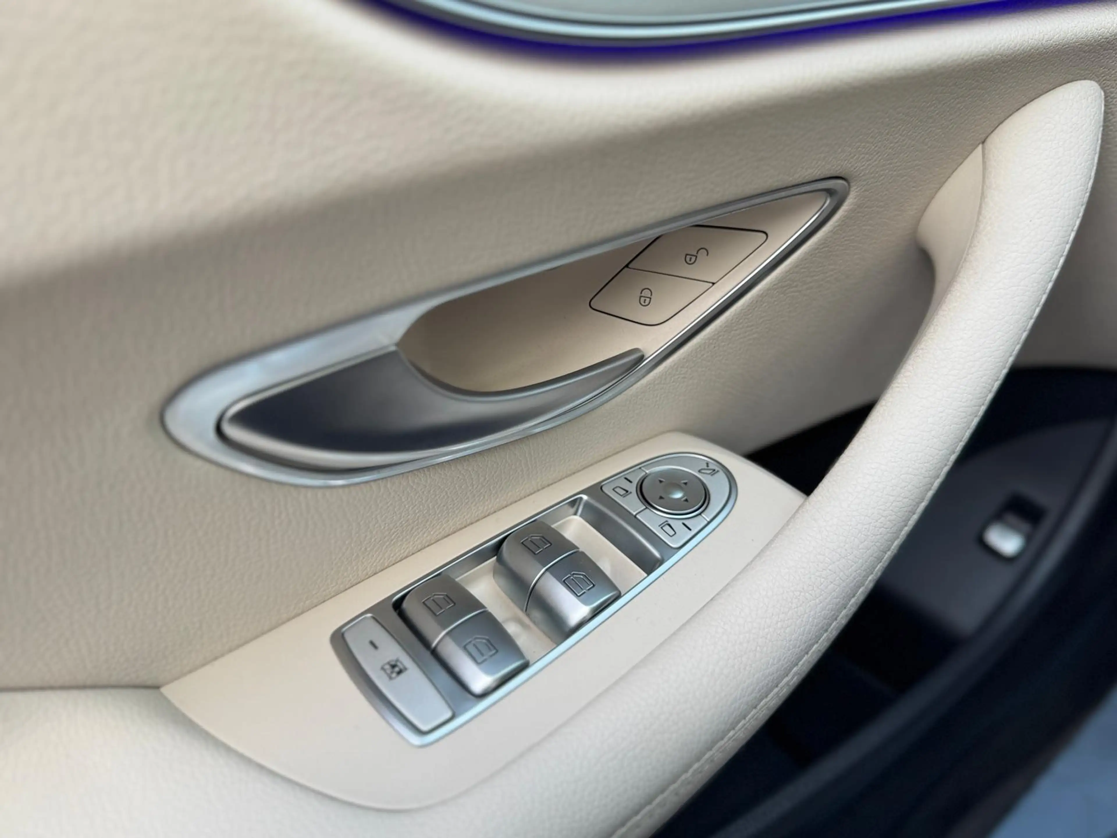 Mercedes-Benz E 200 E200 Cabrio AMG-Line +ACC+CAM+CARPLAY+DAB+ — photo 10