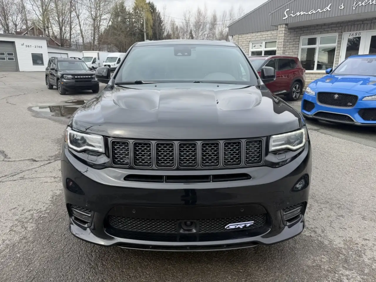 Jeep Grand Cherokee снимка Jeep Grand Cherokee