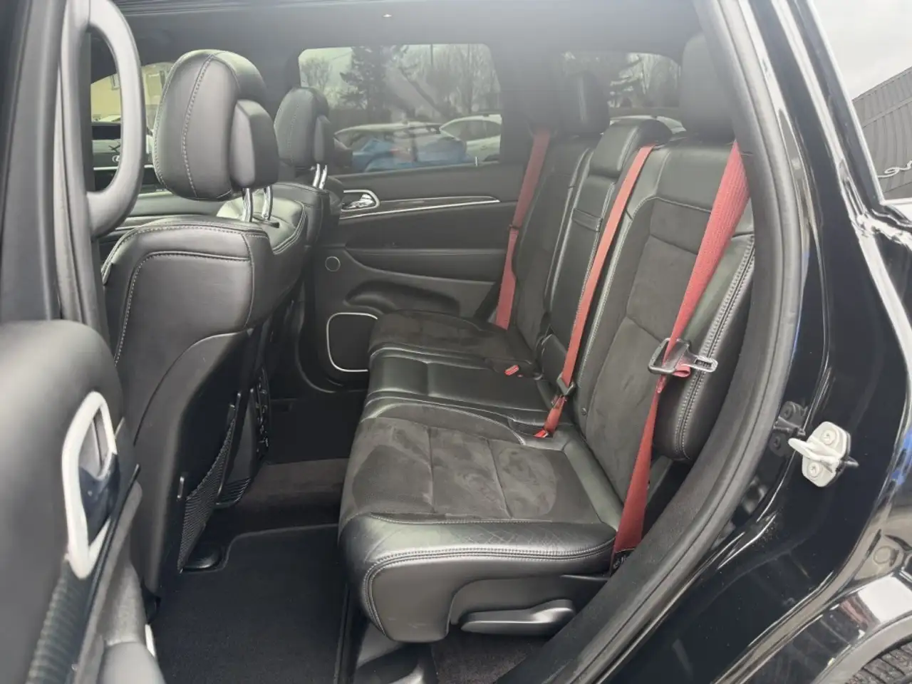 Jeep Grand Cherokee снимка Jeep Grand Cherokee