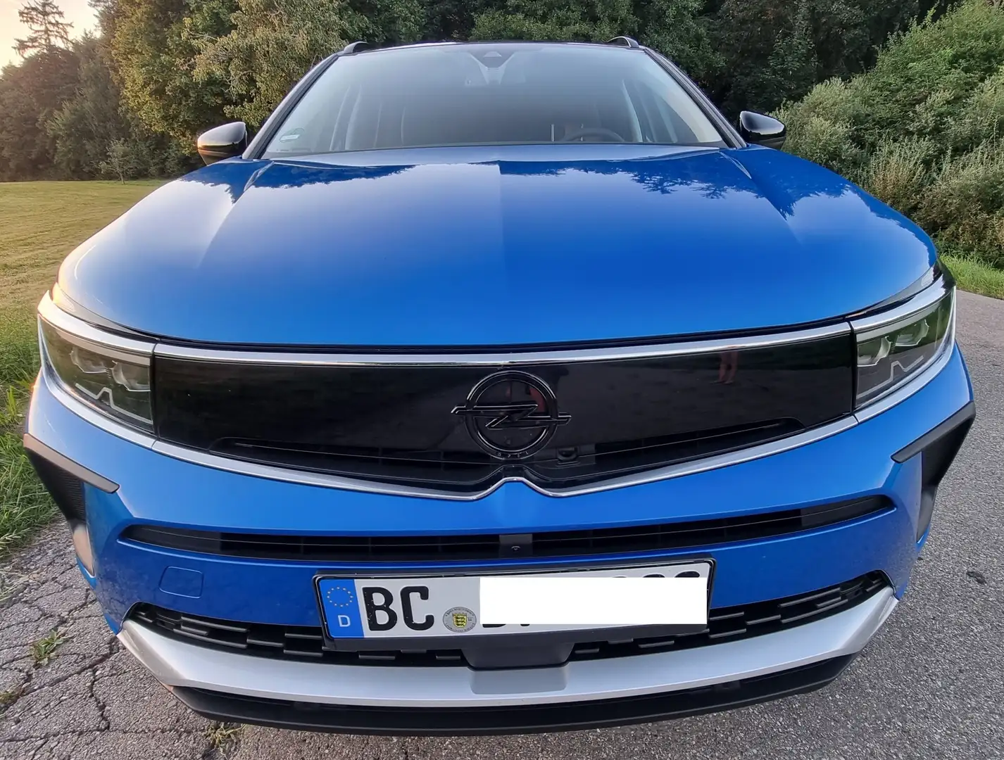 Opel Grandland Ultimate, Night-Version,Garantie 06.2027,8-Fach Bleu - 2