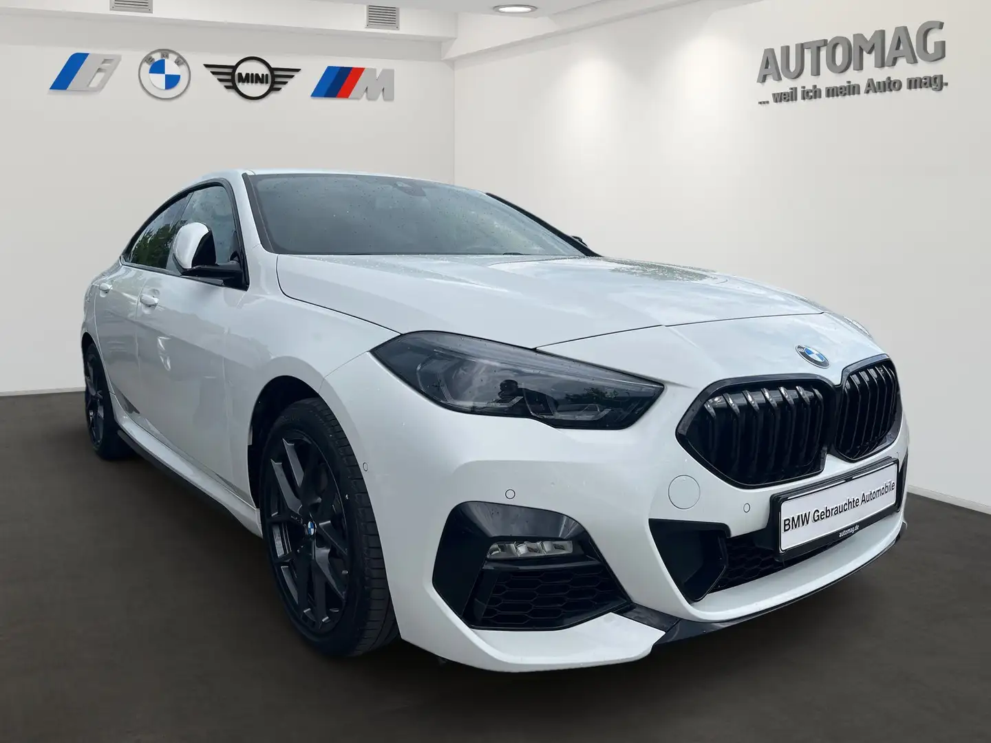 BMW 218 i M-Sportpaket,Live Cockpit Prof., LED,Parkassist, Weiß - 2