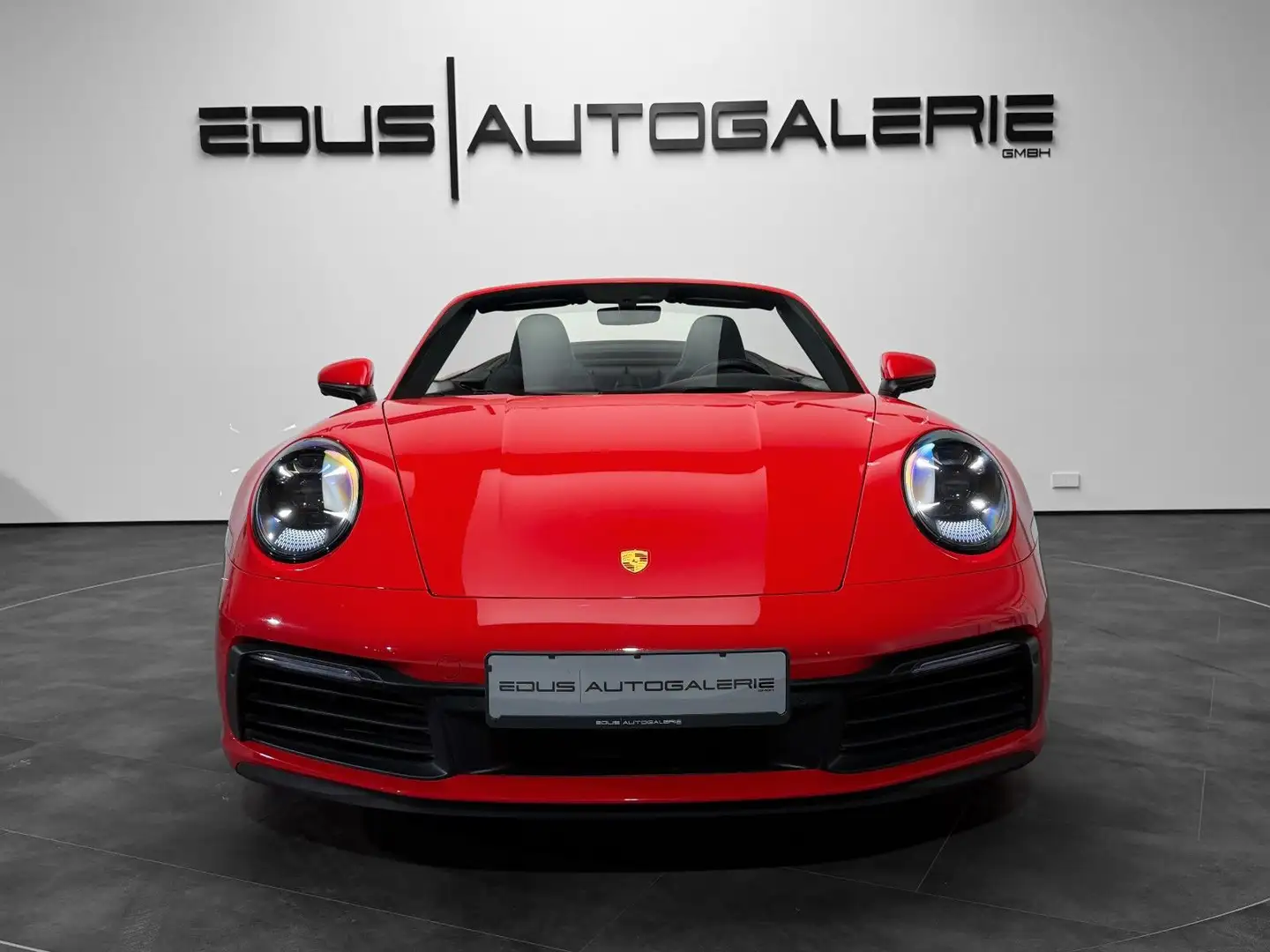 Porsche 992 Carrera 4 S Cabrio Bose Matrix-LED Sport-Chrono Rot - 2