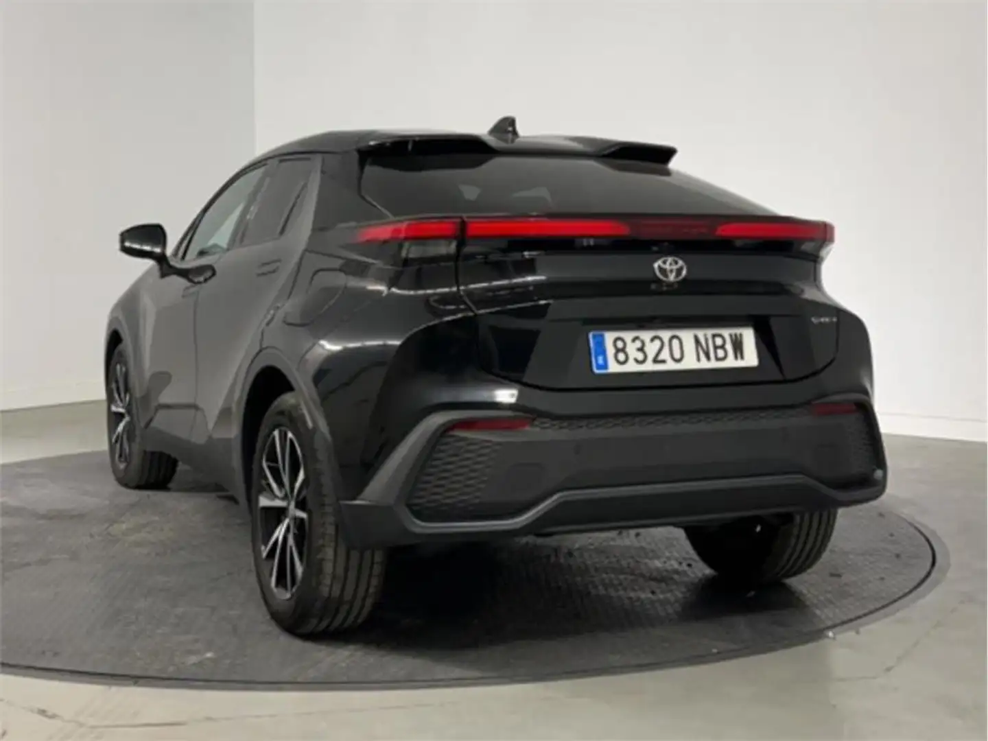 Toyota C-HR 2.0 220PH Advance - 2