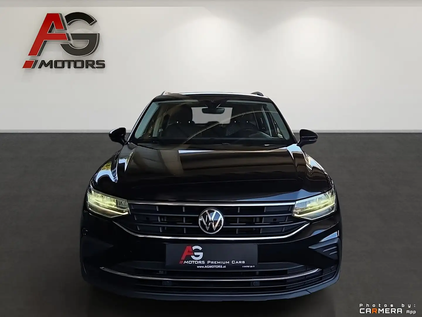Volkswagen Tiguan 2.0 TDI Life DSG / LED/Navi//SHZ/1.Besitz Schwarz - 2