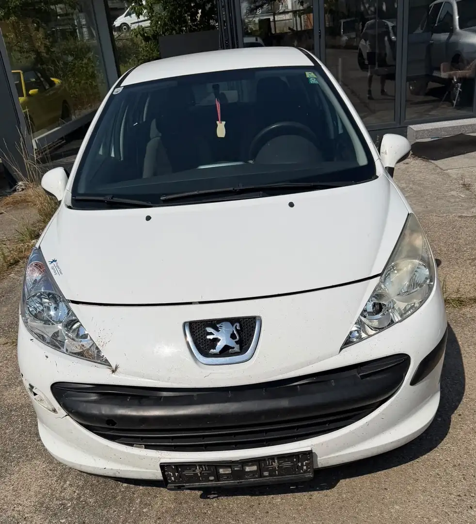 Peugeot 207 Junior 1,4 - 1