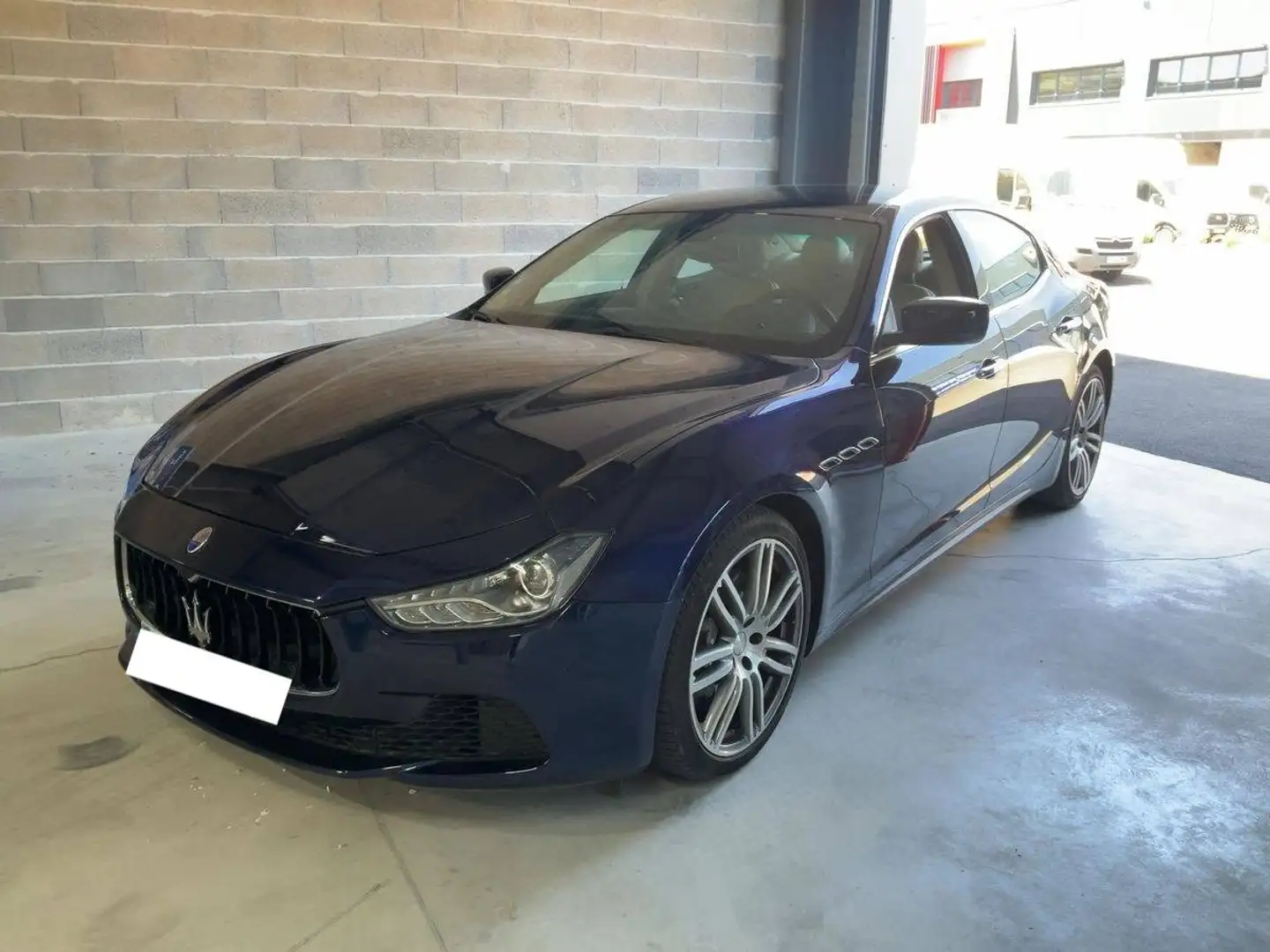 Maserati Ghibli III 3.0 V6 275ch Start/Stop Diesel Szary - 1