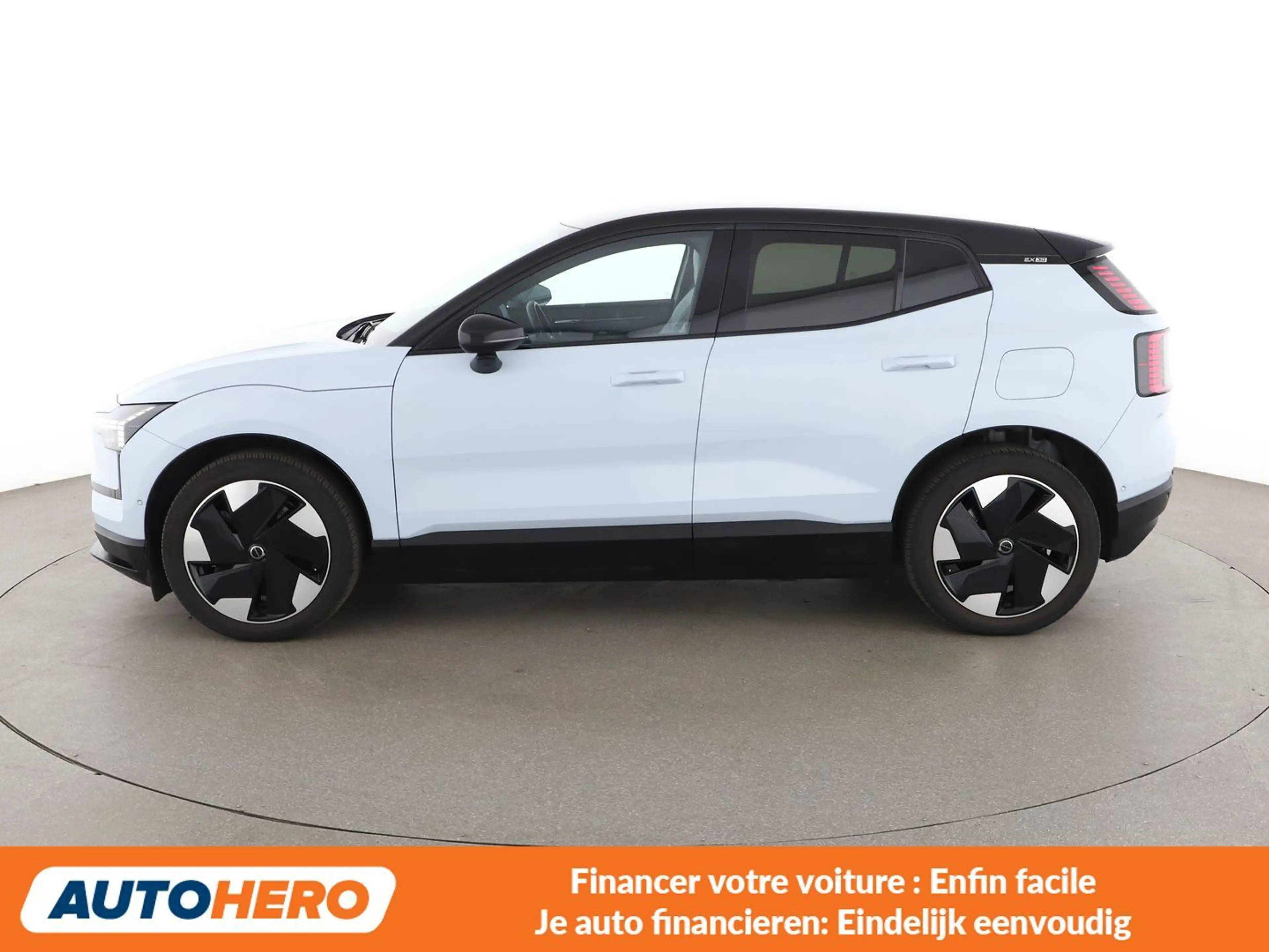 Volvo EX30 Twin Motor Ultra Performance AWD — photo 3