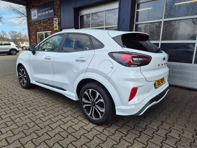 Ford Puma view 5