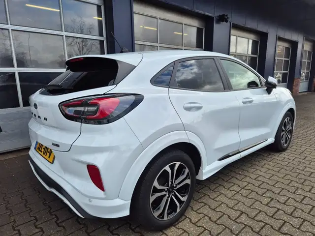 Ford Puma view 2