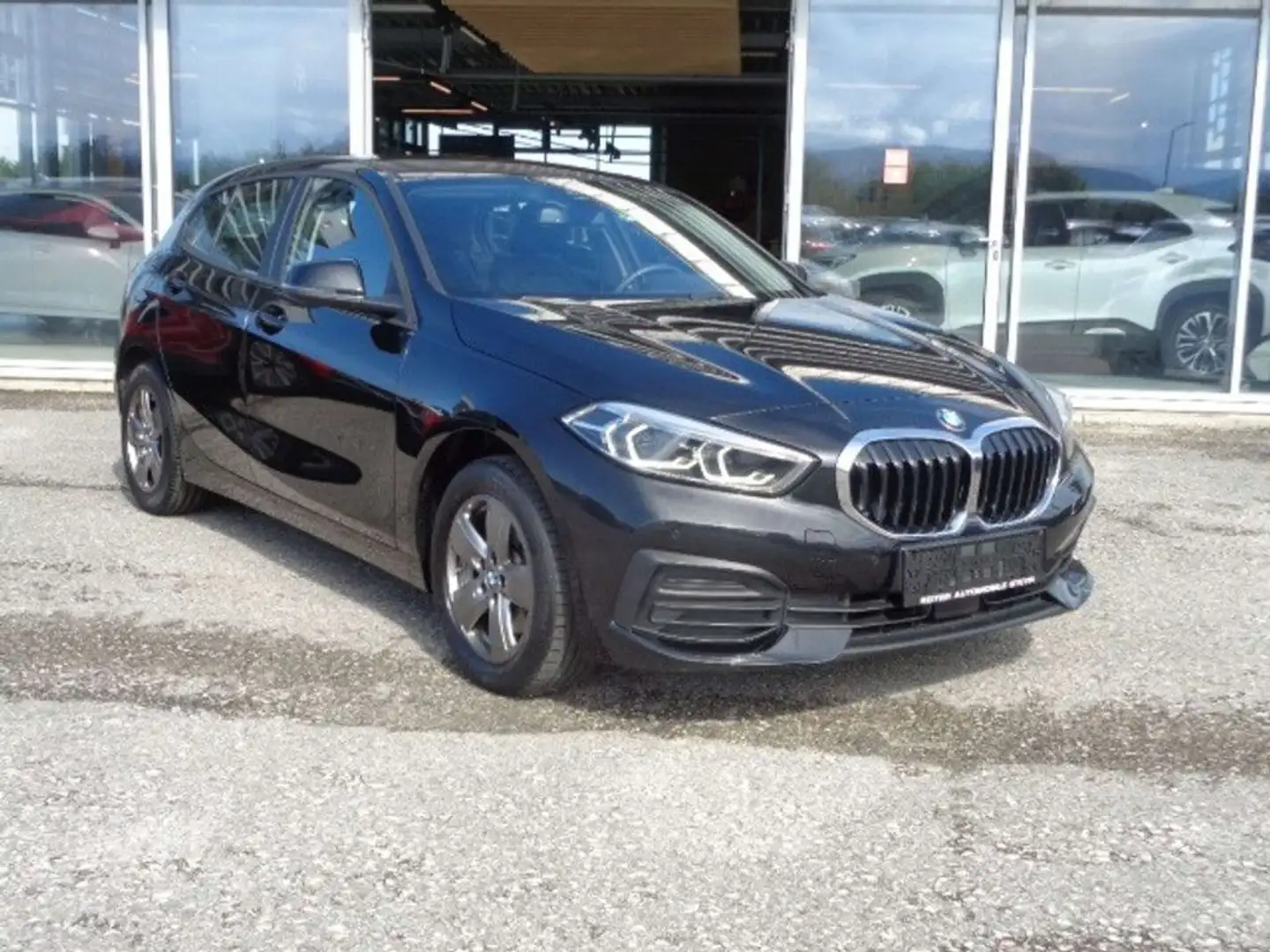 BMW 116 d Advantage *LED *NAVI Schwarz - 1