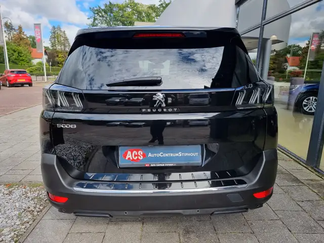 Peugeot 5008 view 9