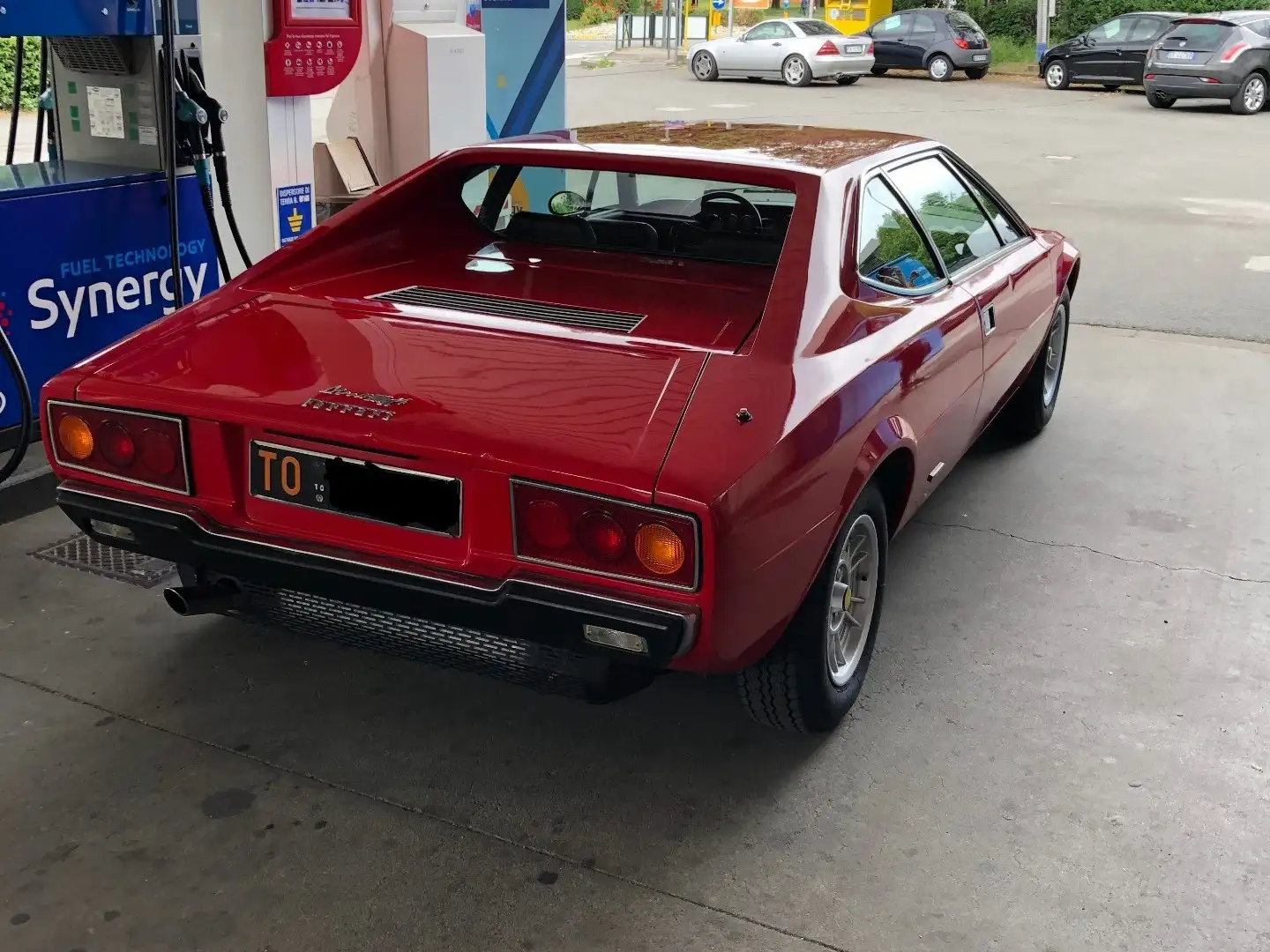 Ferrari Dino GT4 208 GT/4 2.0 crvena - 1