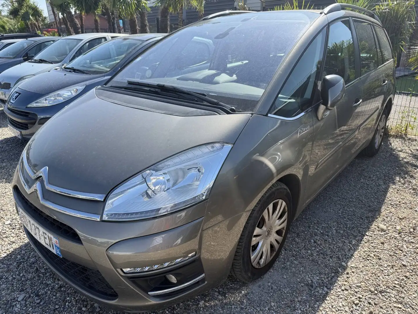 Citroen Grand C4 Picasso 2.0 HDi150 FAP Exclu 7pl Vert - 1