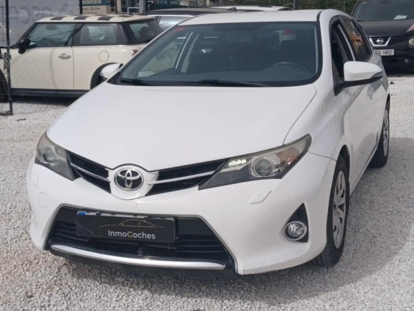 Toyota Auris 120D Feel! Blanco - 1