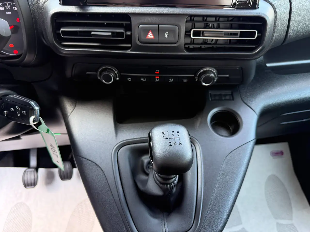 Opel Combo 1.2i 110PK 5 ZIT NAVIGATIE CAMERA CARPLAY PDC DAB TREKHAAK AIRCO, миниатюра 21