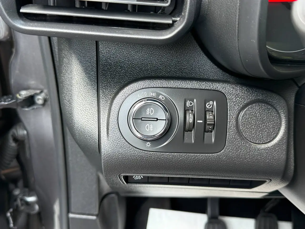 Opel Combo 1.2i 110PK 5 ZIT NAVIGATIE CAMERA CARPLAY PDC DAB TREKHAAK AIRCO, миниатюра 17