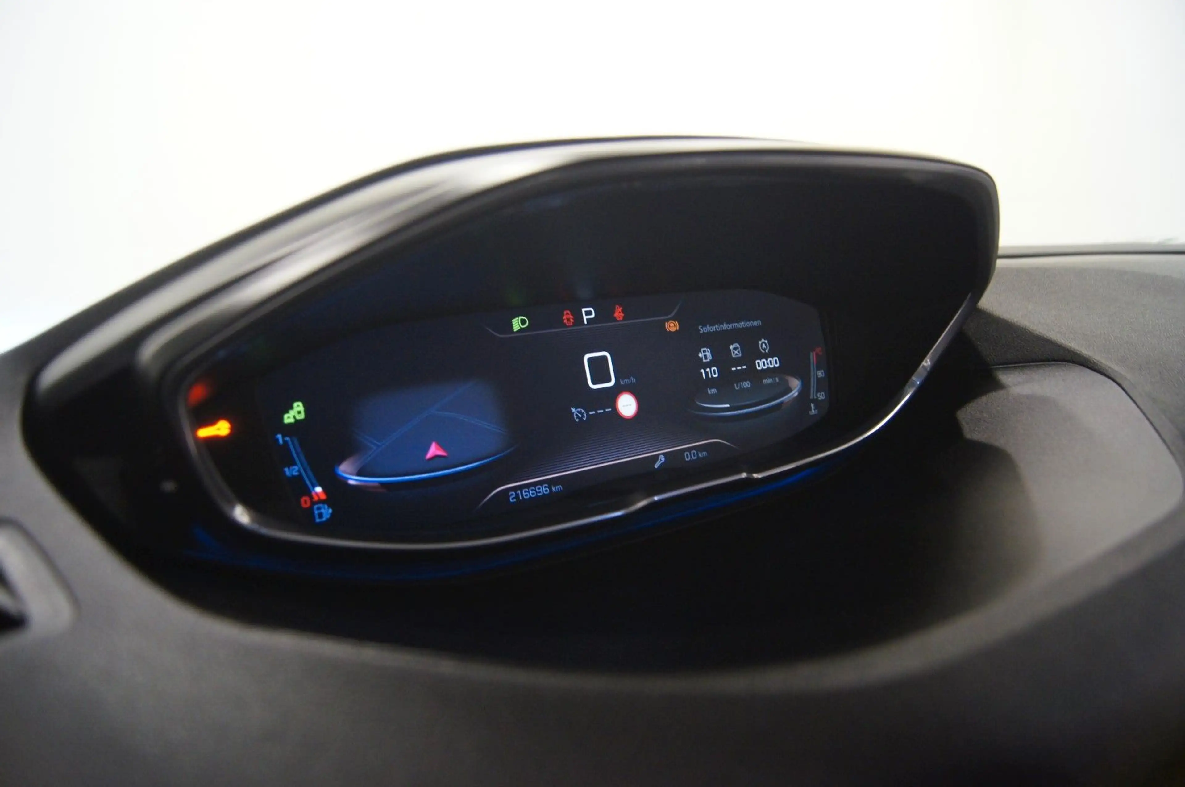 Peugeot 5008 Allure|LED|360°|7SITZ|AMBI|AUTOM. — photo 14