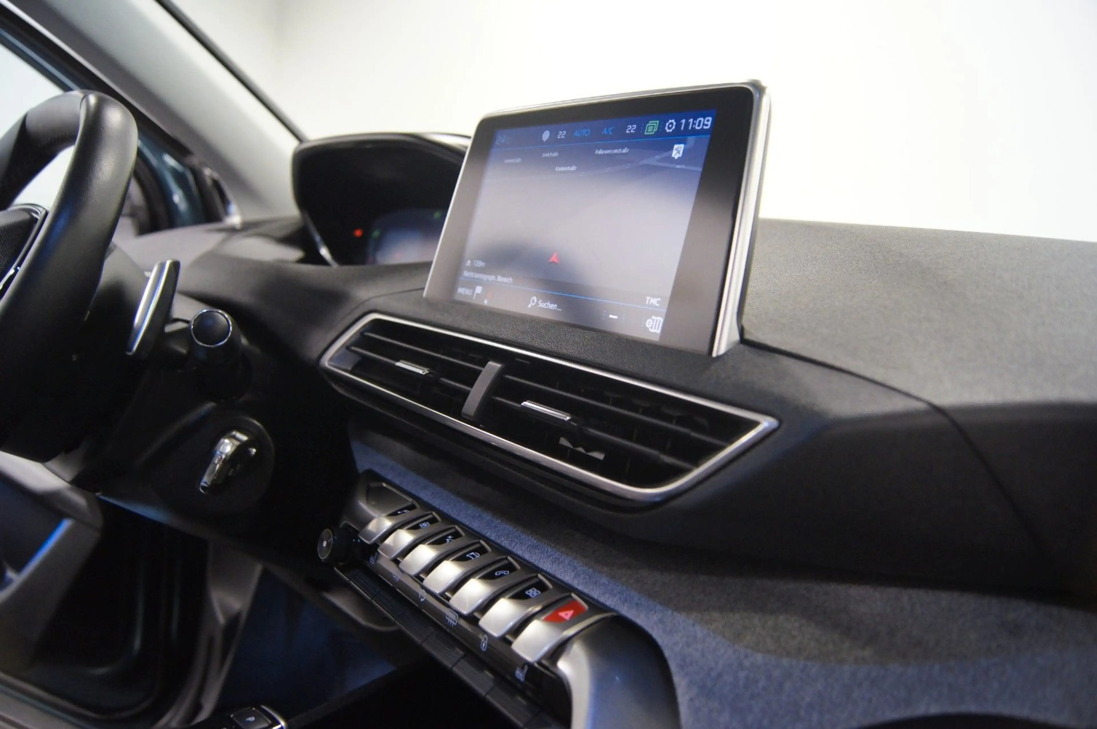 Peugeot 5008 Allure|LED|360°|7SITZ|AMBI|AUTOM. — photo 4