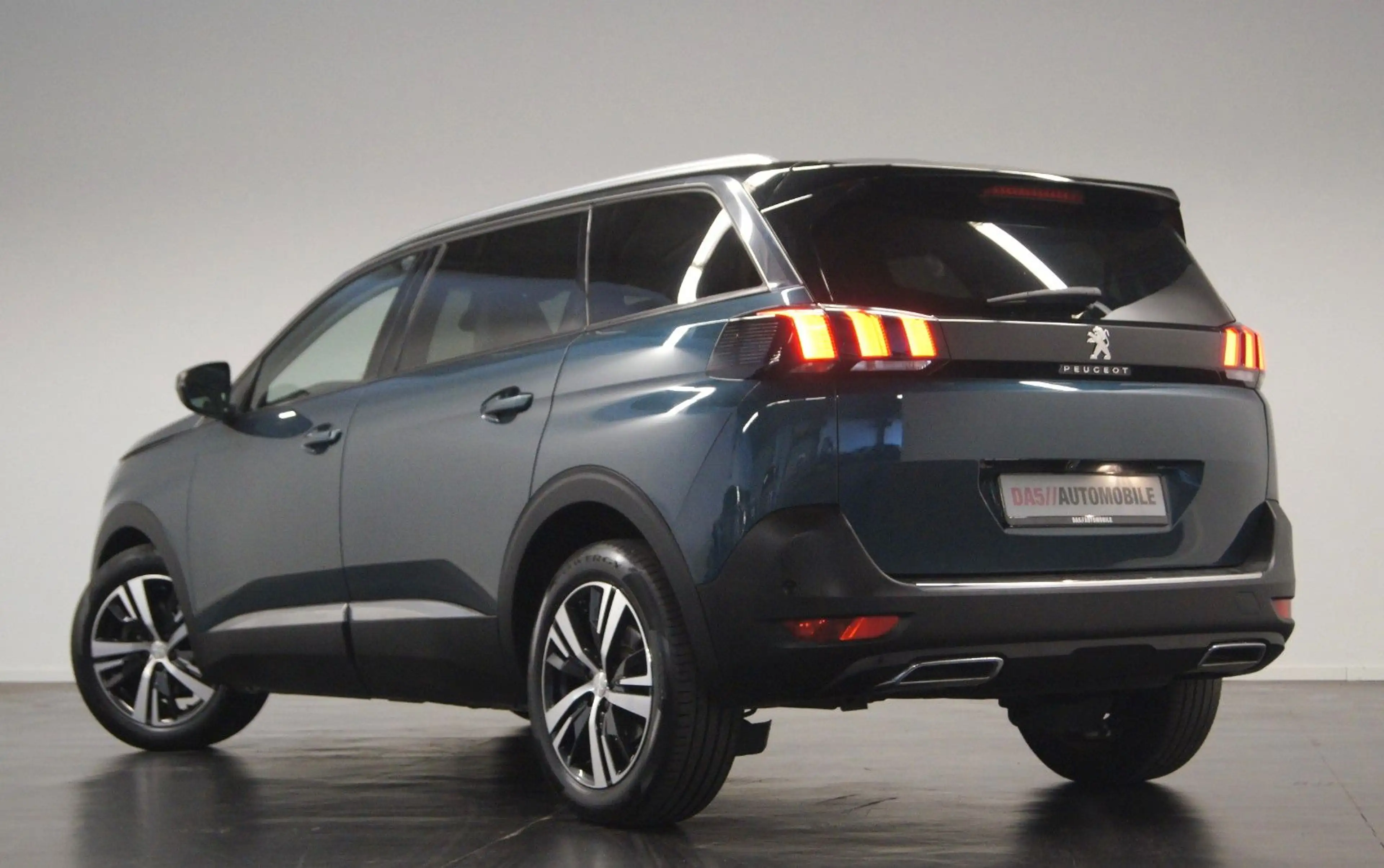 Peugeot 5008 Allure|LED|360°|7SITZ|AMBI|AUTOM. — photo 7