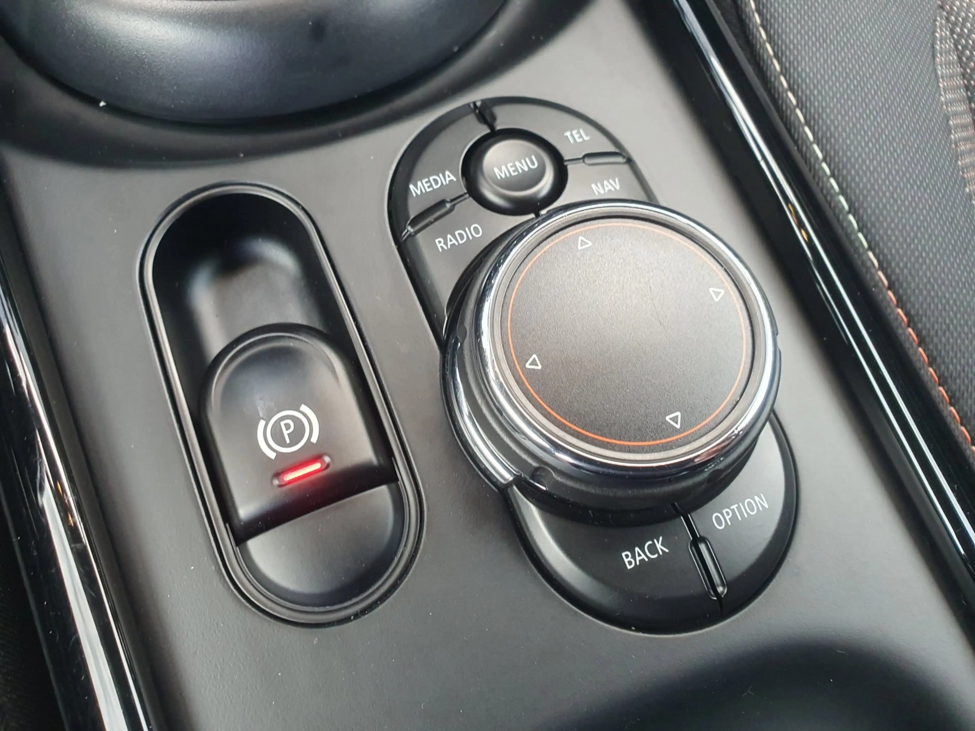 MINI Cooper Clubman 1.5 Clima/Cruise/NAVI — photo 13