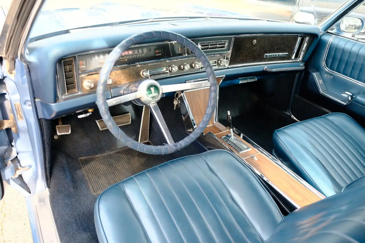 Pontiac Grand-Prix im schönen Originalzustand, foto 11