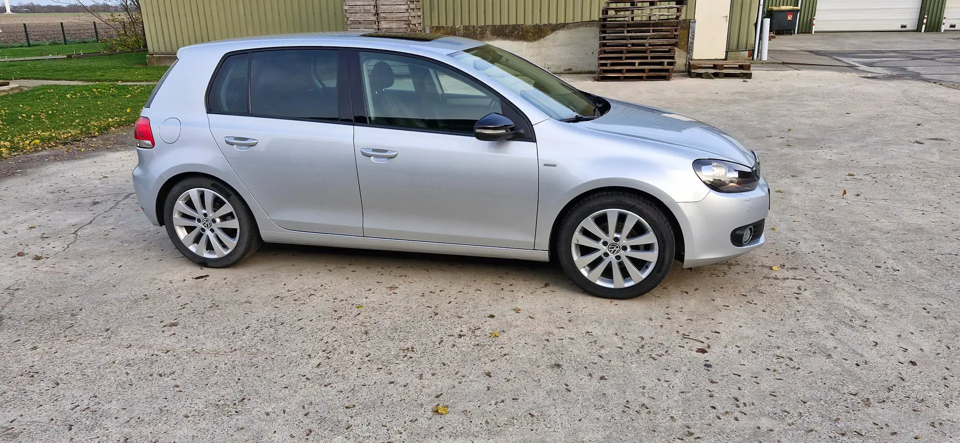 Volkswagen Golf Golf 1.2 TSI Highline Zilver - 1