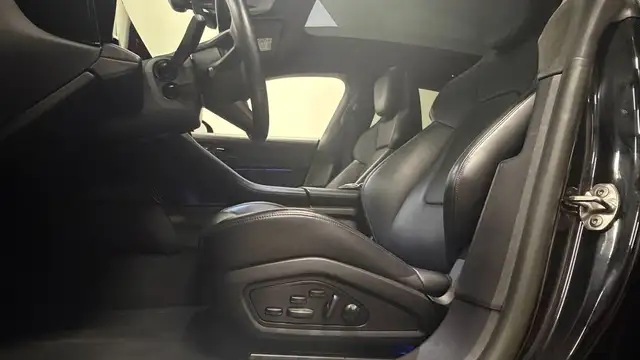 Porsche Taycan view 6
