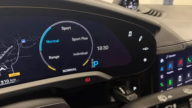 Porsche Taycan view 11