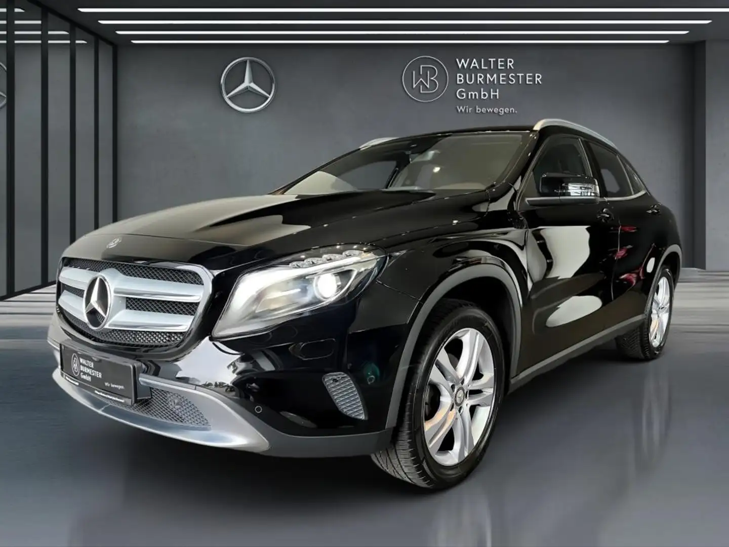 Mercedes-Benz GLA 180 SCORE! +SHZ+Xenon+Totwinkel+PDC Schwarz - 1