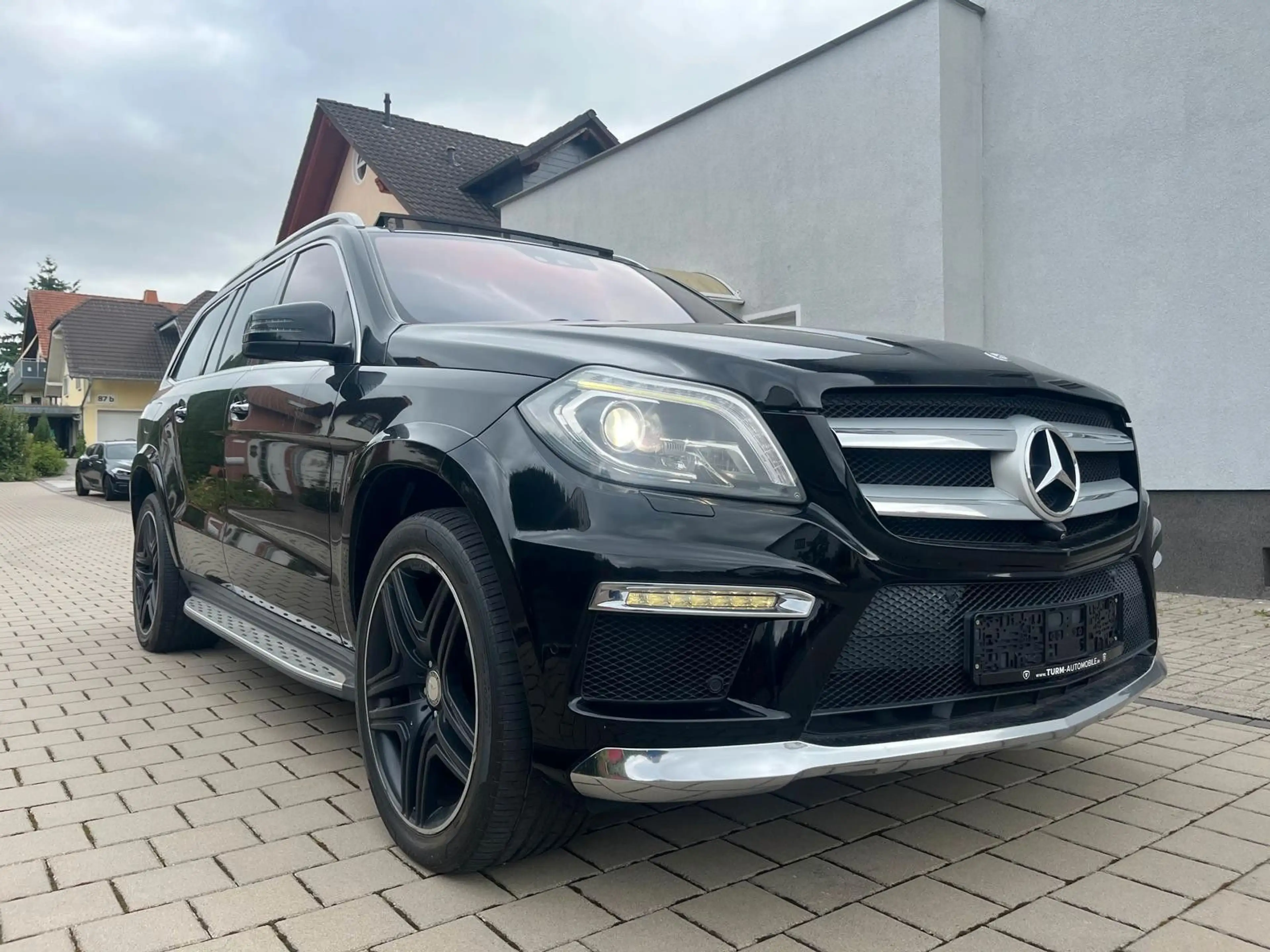 Mercedes-Benz GL 500 BlueE 4Matic AMG-Line|7-Sitzer|Voll|AHK — photo 3