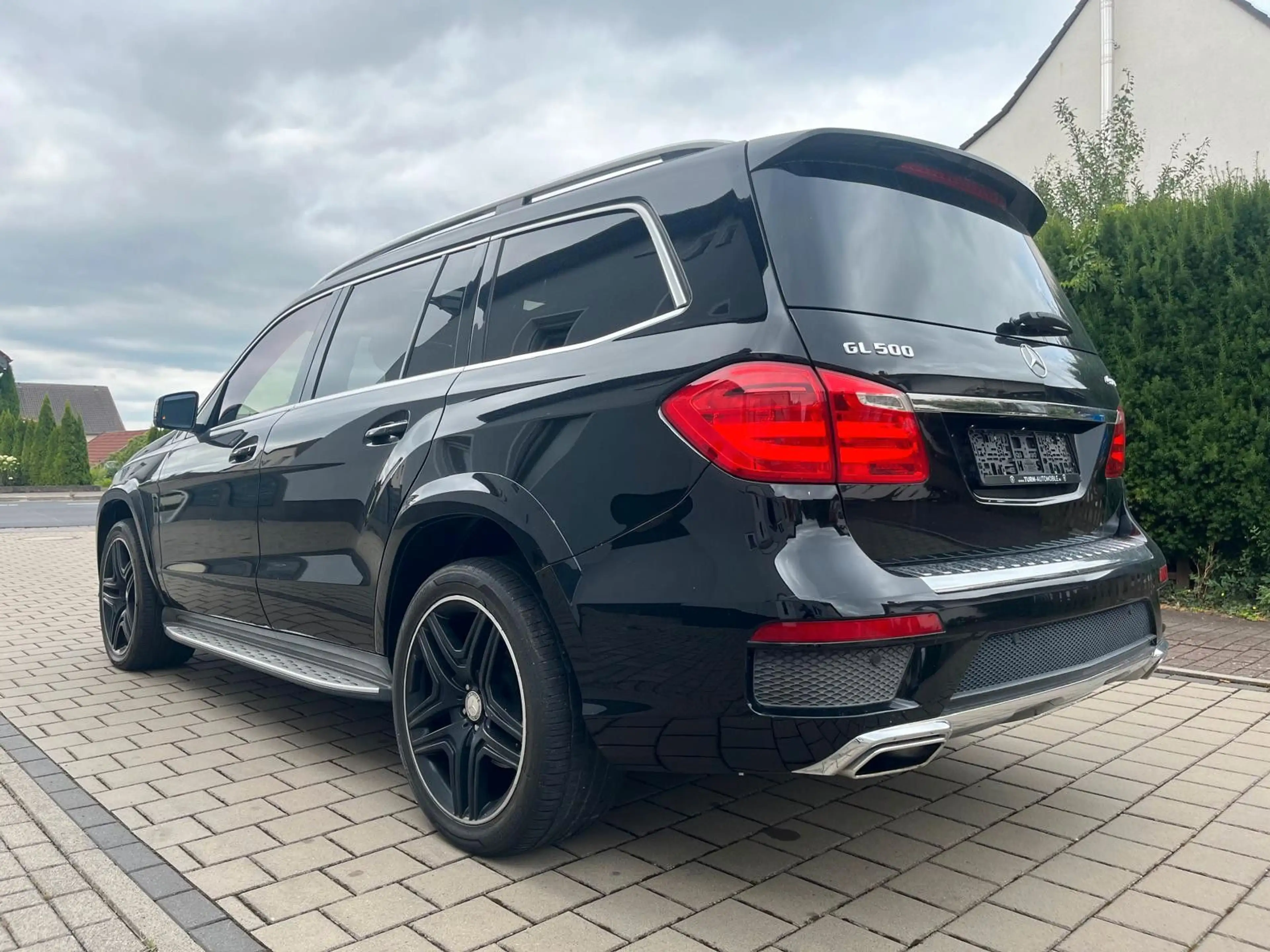 Mercedes-Benz GL 500 BlueE 4Matic AMG-Line|7-Sitzer|Voll|AHK — photo 6