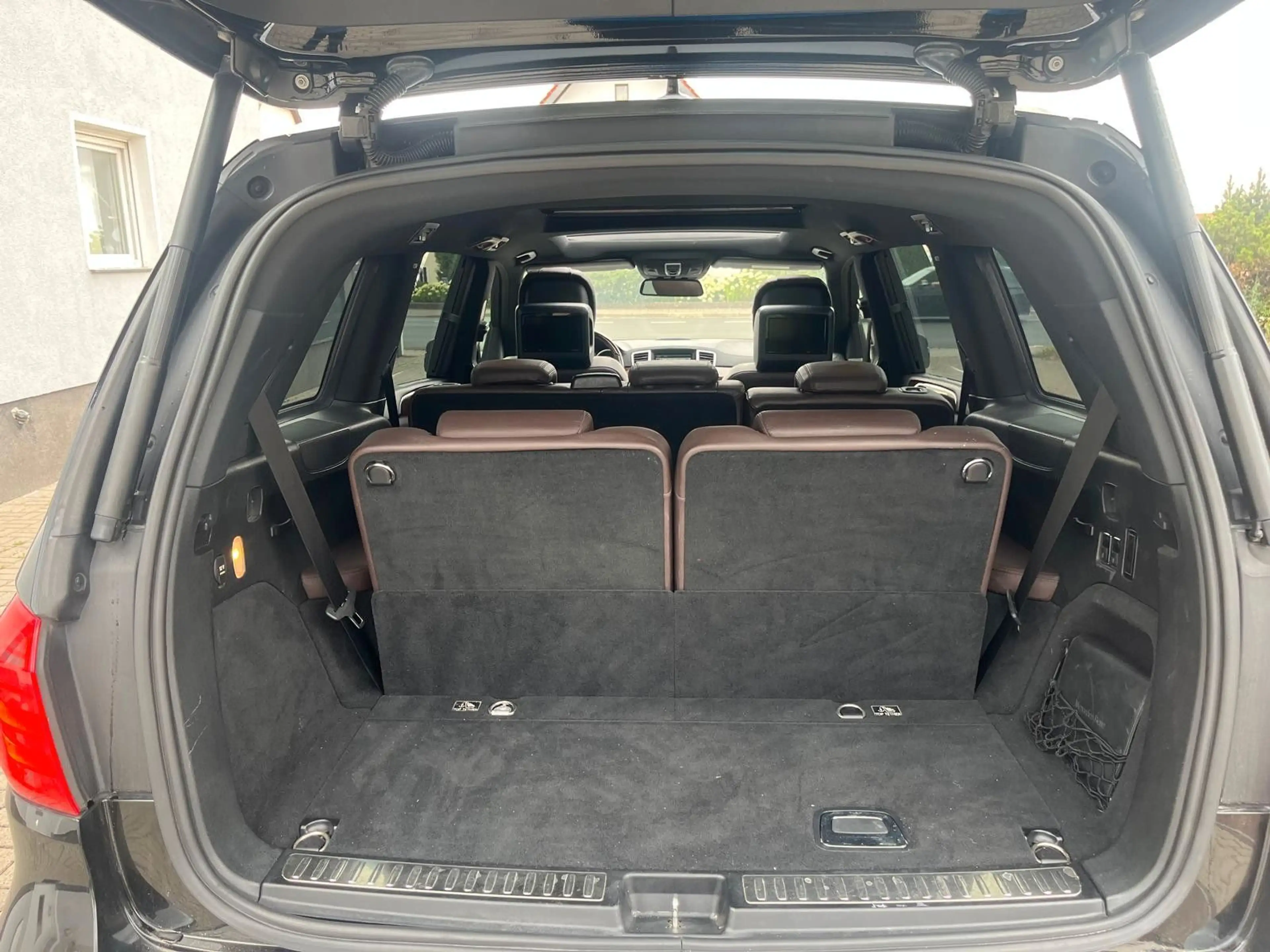 Mercedes-Benz GL 500 BlueE 4Matic AMG-Line|7-Sitzer|Voll|AHK — photo 7