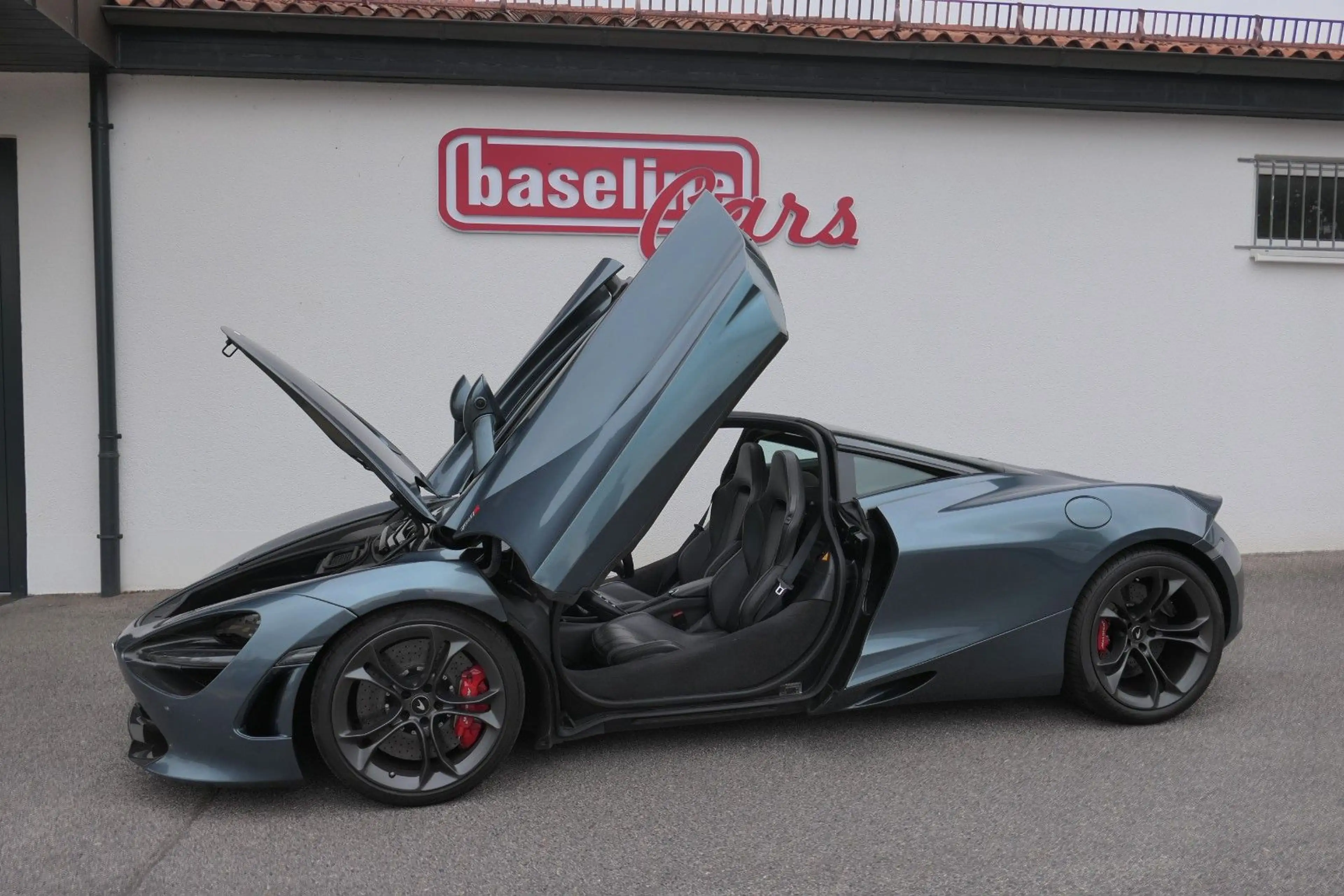 McLaren 720S - 360° - Lift - B&W — photo 6