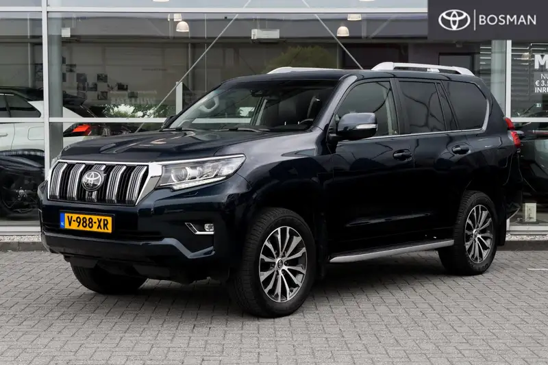 TOYOTA Land Cruiser