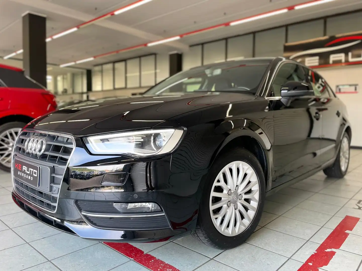 Audi A3 A3 5p 2.0 tdi Business Sport  150cv s-tronic Noir - 1