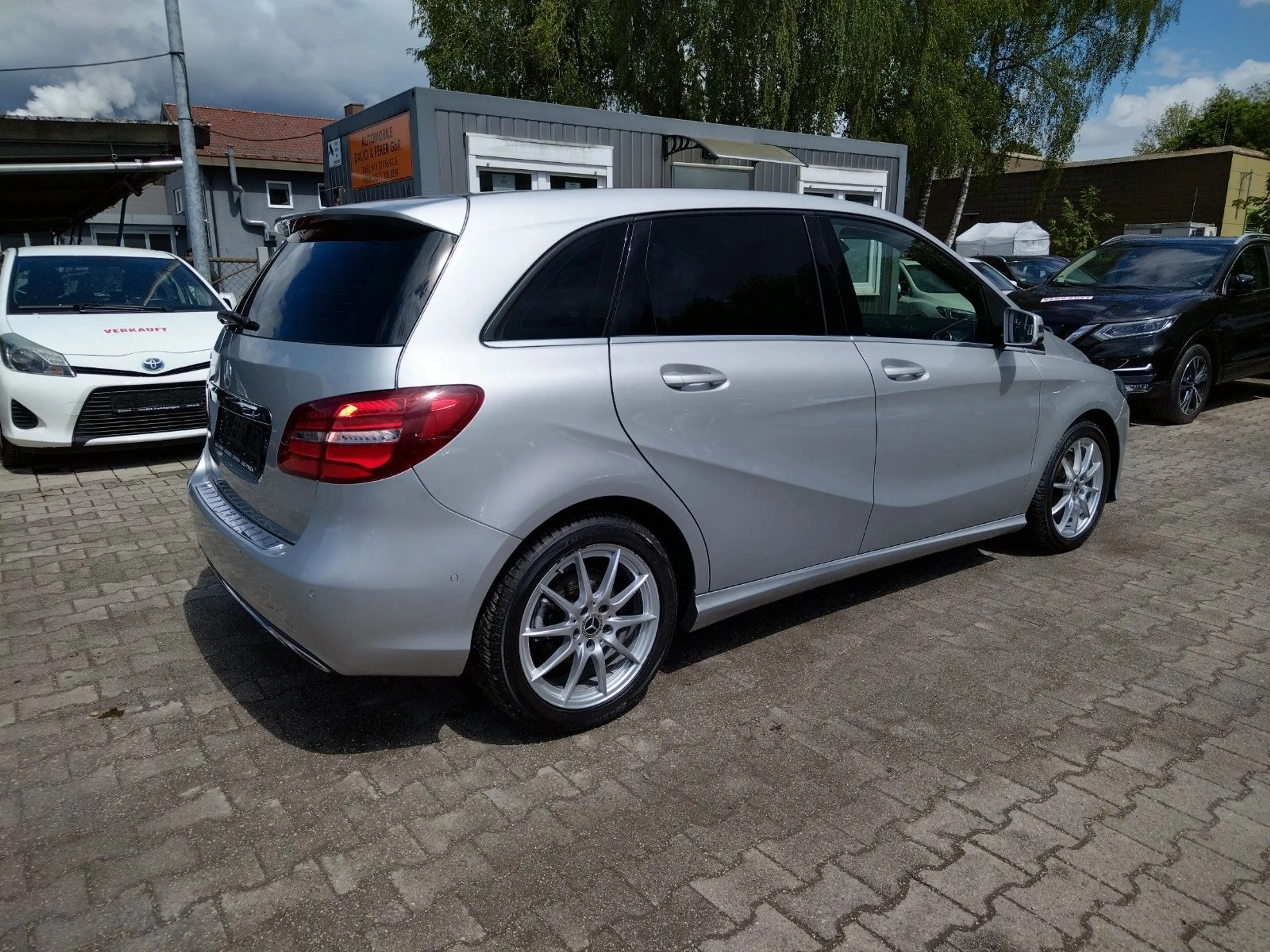 Mercedes-Benz B 200 +TÜV/NEU+GARANTIE+NAVI+PDC+SHZ+AHK+EURO 6 — photo 5