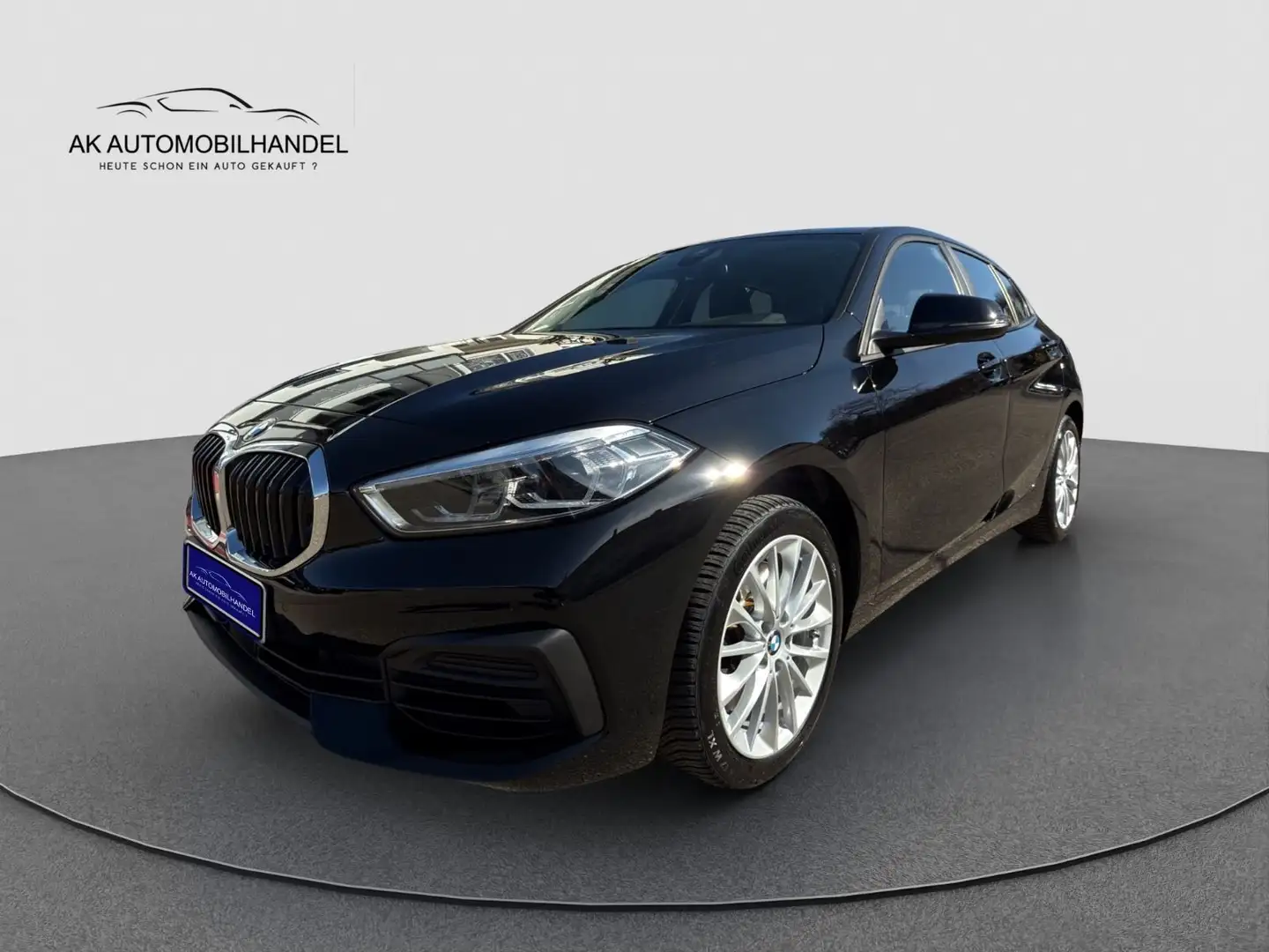 BMW 120 i Advantage Lim.PDC*Virtuell*LED*Tempo* Schwarz - 1