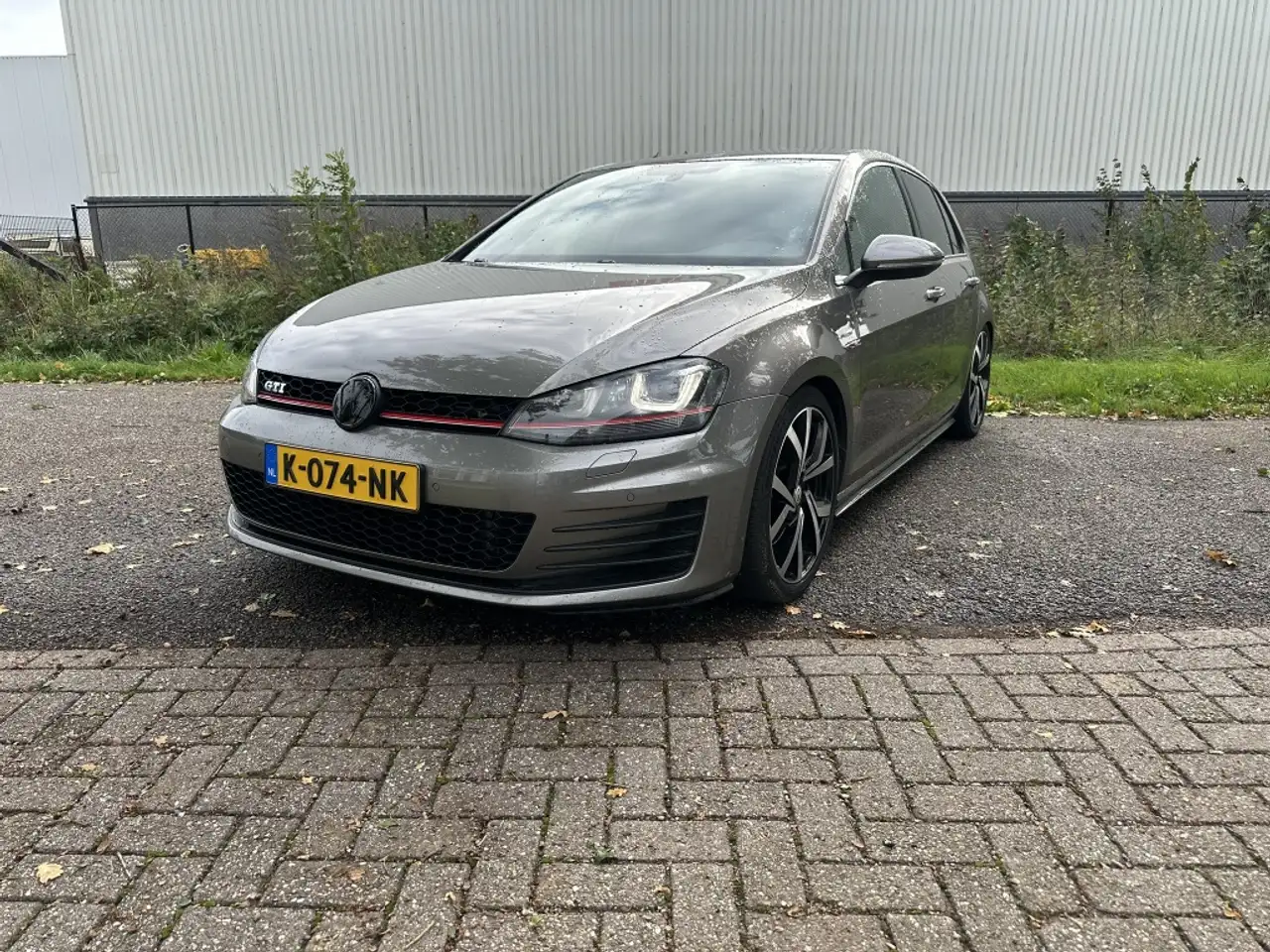 Volkswagen Golf GTI