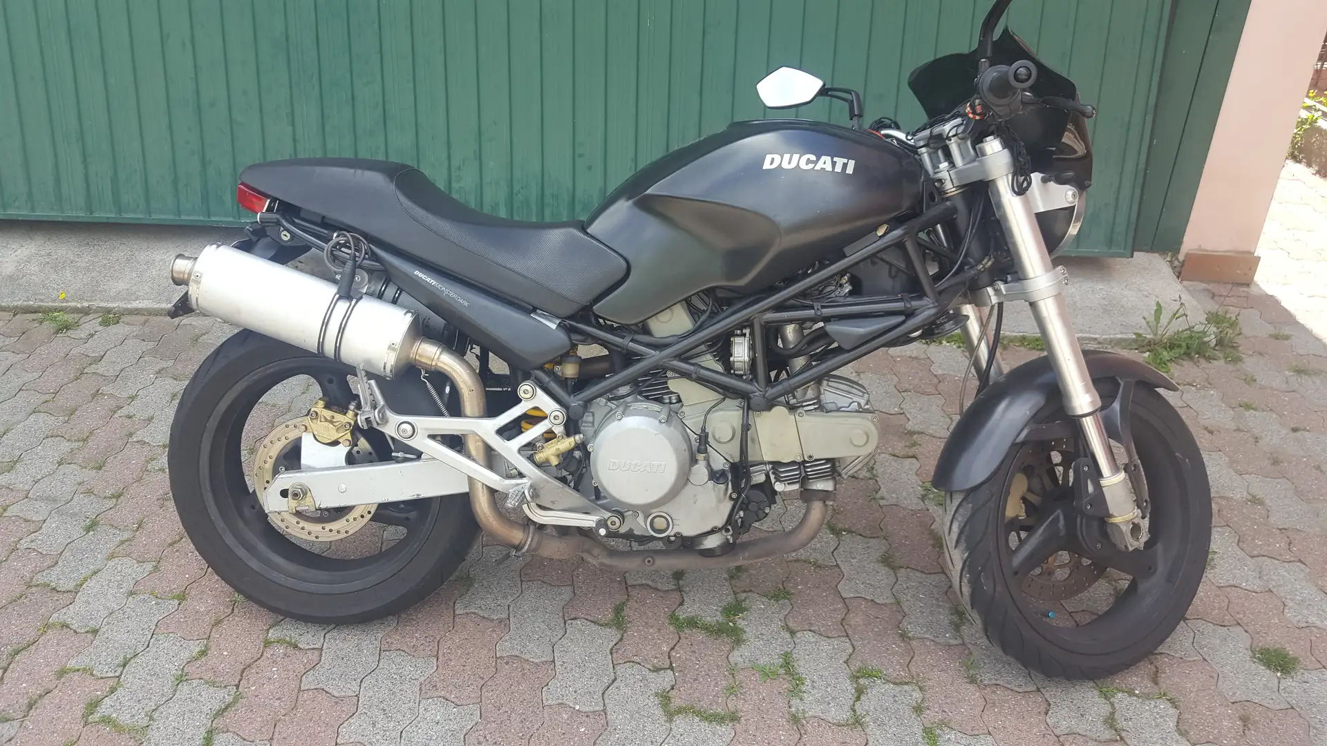 Ducati Monster 600 Dark Negro - 1